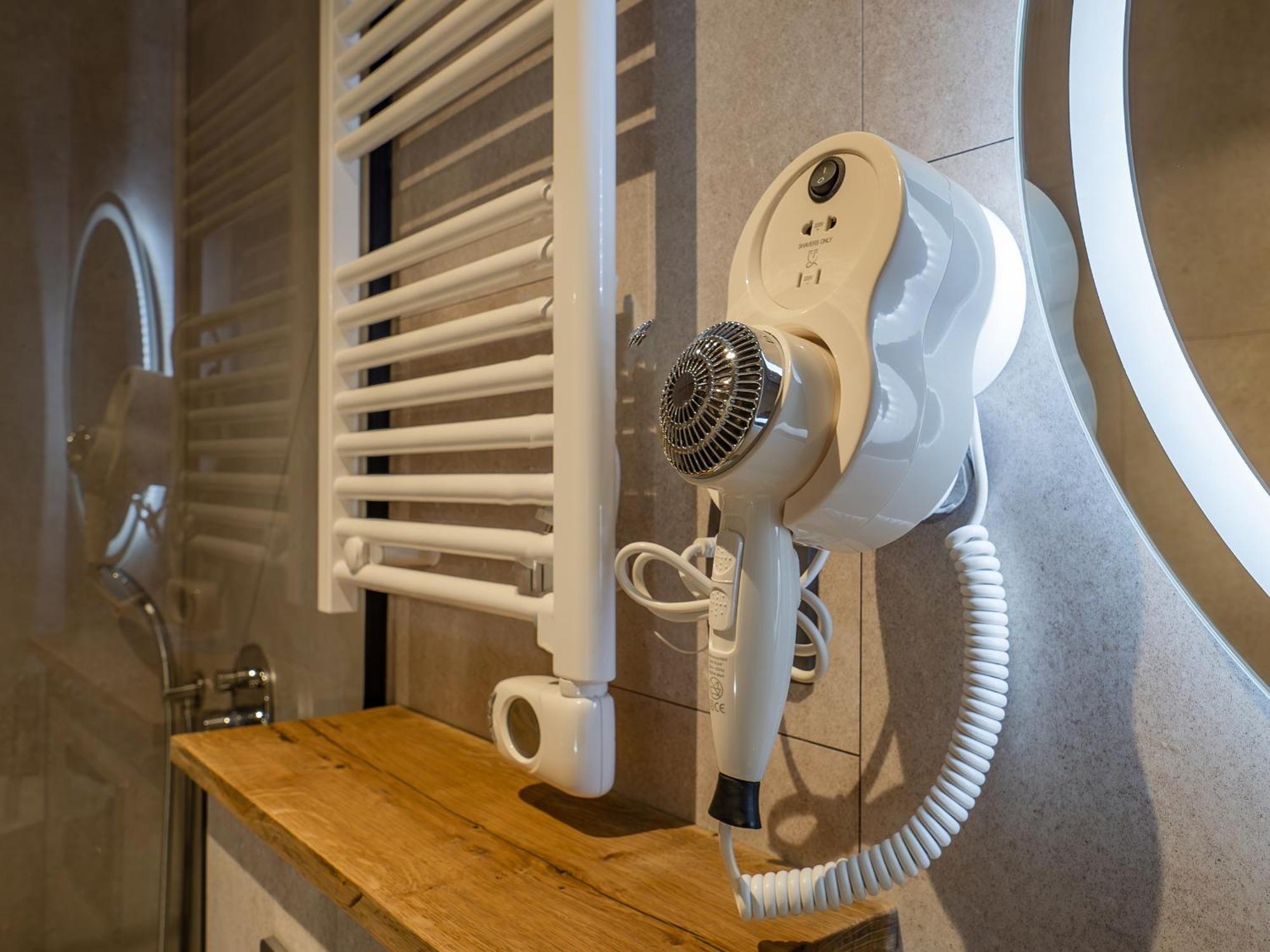 Craft Inn - Boutique Hotel ซีบิว ภายนอก รูปภาพ