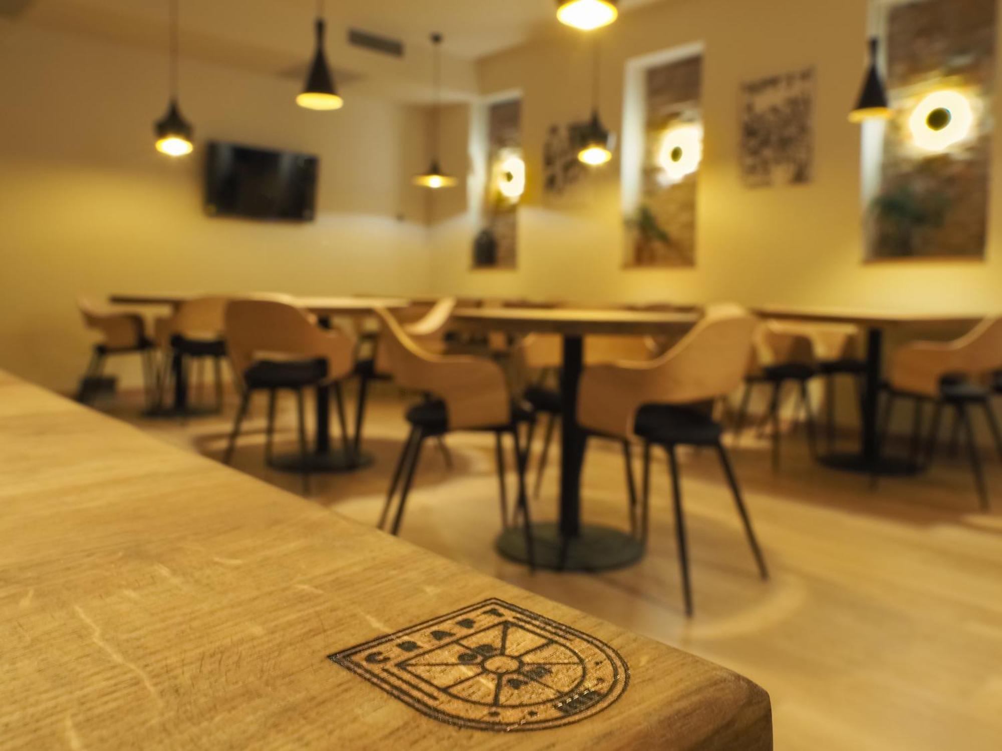 Craft Inn - Boutique Hotel ซีบิว ภายนอก รูปภาพ