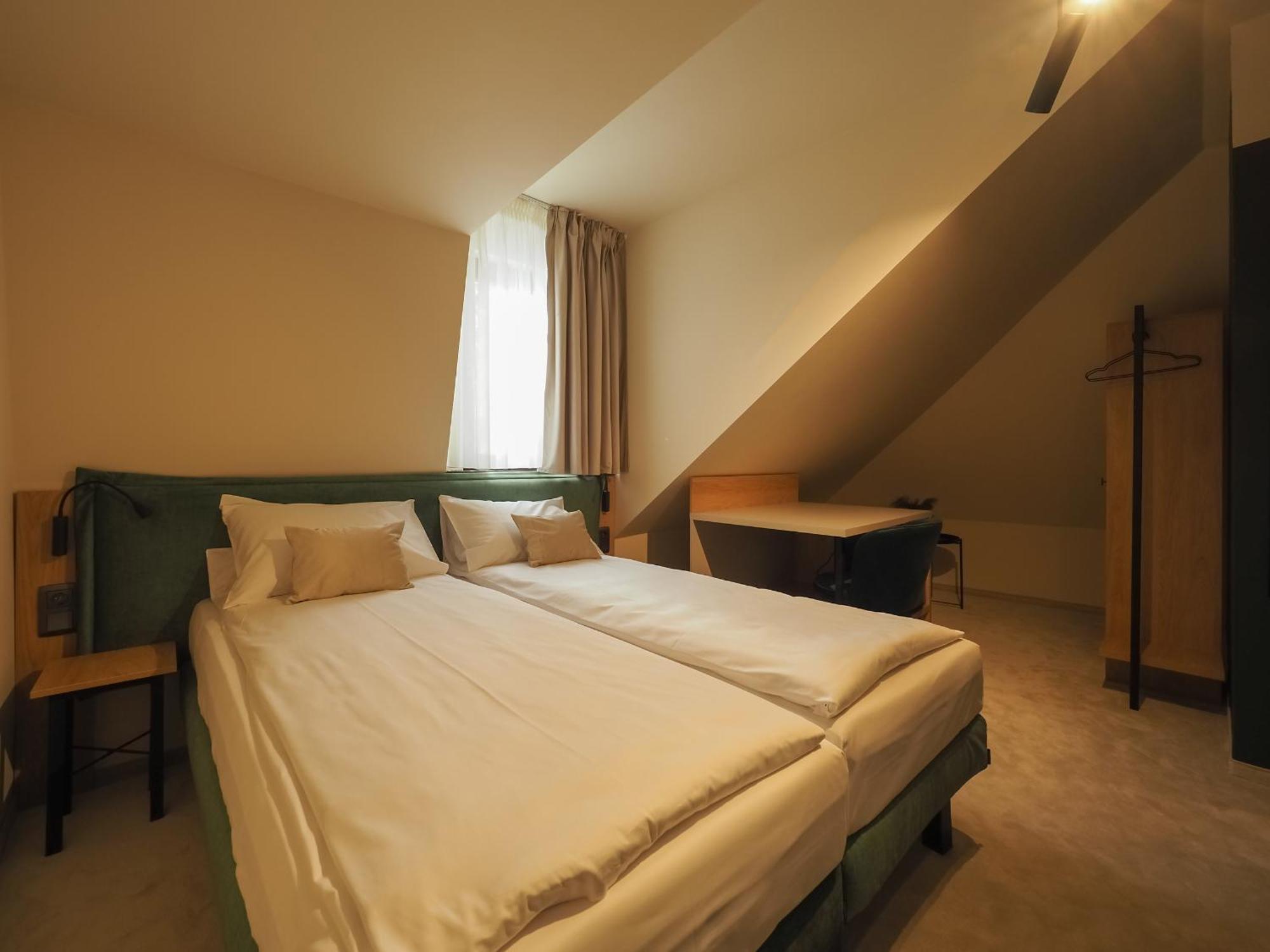 Craft Inn - Boutique Hotel ซีบิว ภายนอก รูปภาพ